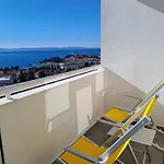 Sea View 4 In Apartament