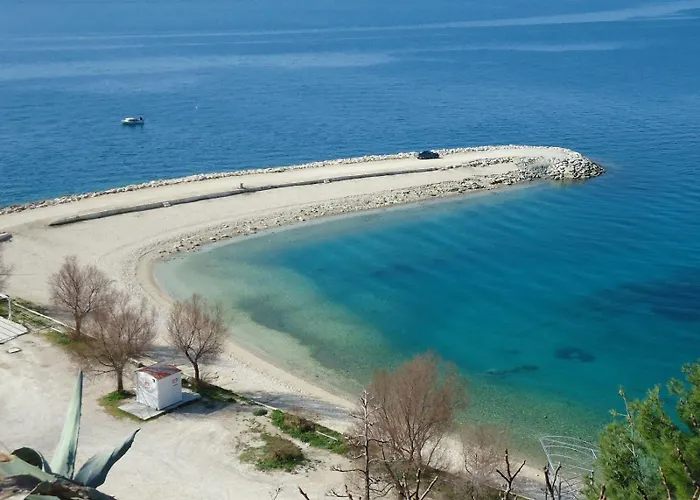 Sea View 4 In *